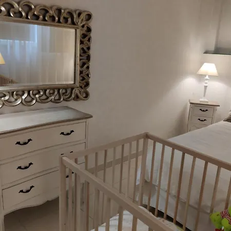 Paradise Apartment *